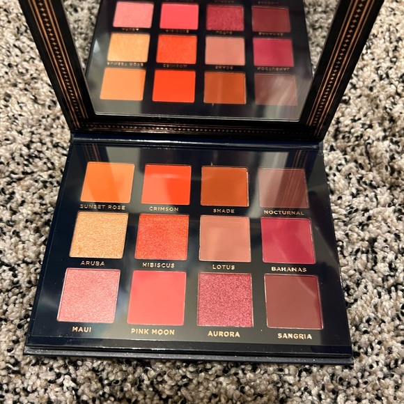Other - Ace Beaute scarlet dusk unused eye shadow palette